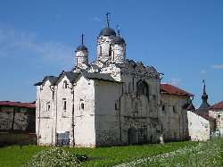 Преображенская церковь Кирилло-Белозерского монастыря. [Увеличить]