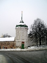 Михайловская башня  Спасо-Преображенского монастыря в Ярославле [увеличить]