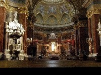 Интерьер собора св. Иштвана в Будапеште. [увеличить]