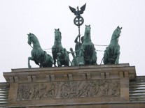 Брандербургские ворота в Берлине