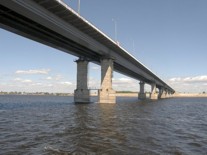 Автомобильный мост через Волгу под Казанью