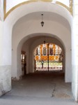 Андреевский монастырь. Вход