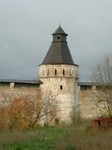 Башня северной стены Борисоглебского монастыря