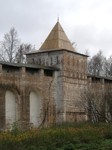 Башня восточной стены Борисоглебского монастыря