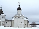 Благовещенская церковь Ферапонтова монастыря с трапезной палатой 