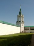 Северо-восточная башня Яковлевского монастыря.