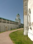 Южные ворота Яковлевского монастыря