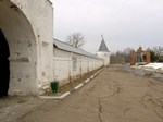 Южная стена ограды Лужецкого монастыря