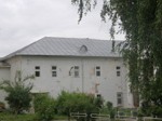 Больничный корпус Николо-Пешношского монастыря в Луговом
