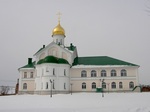Церковь Трех Святителей Старо-Голутвина монастыря