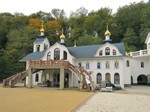 Троице-Георгиевский монастырь в Лесном